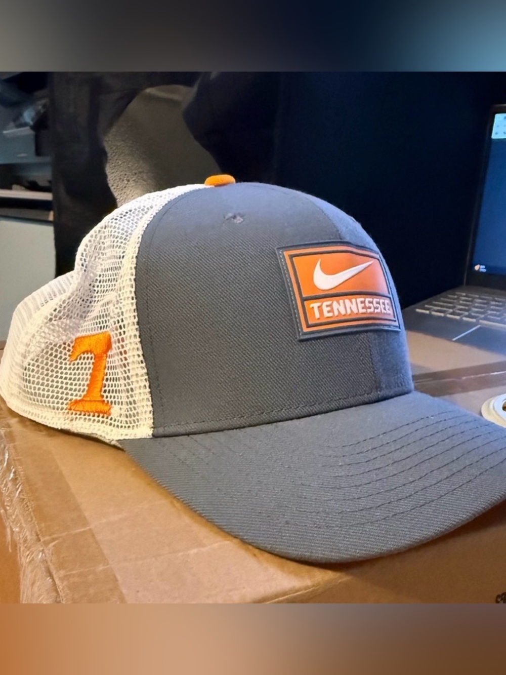 Tennessee Rise Cap Trucker Cap Nike Dry Fit Adjustable Med/LG Gray Orange White